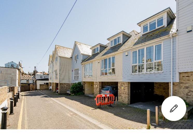 Viking Bay House Villa Broadstairs Exterior photo